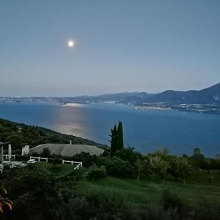 Beb Da Paolo Con Vista Lago San Zeno di Montagna Eksteriør bilde
