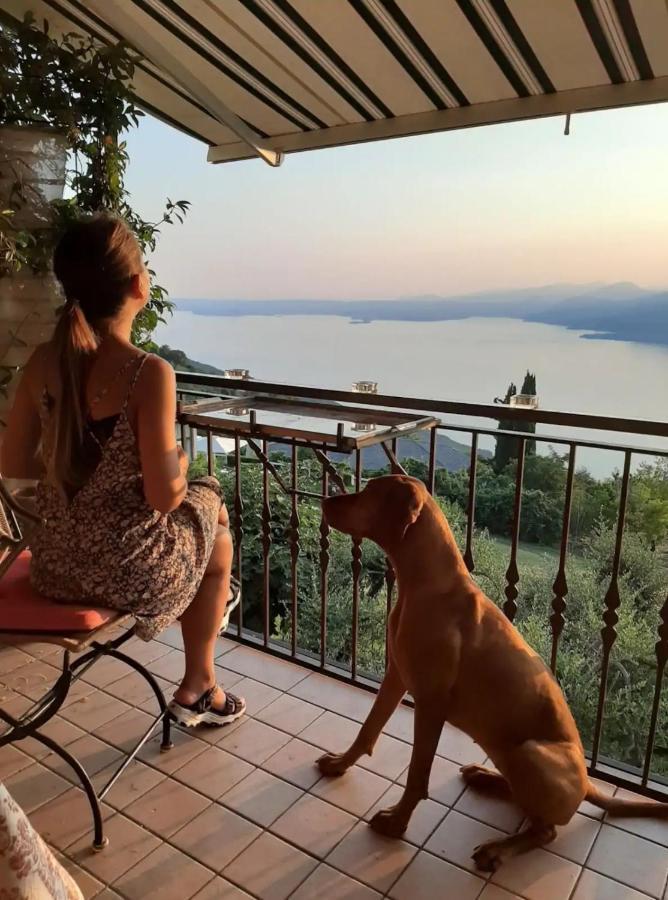 Beb Da Paolo Con Vista Lago San Zeno di Montagna Eksteriør bilde