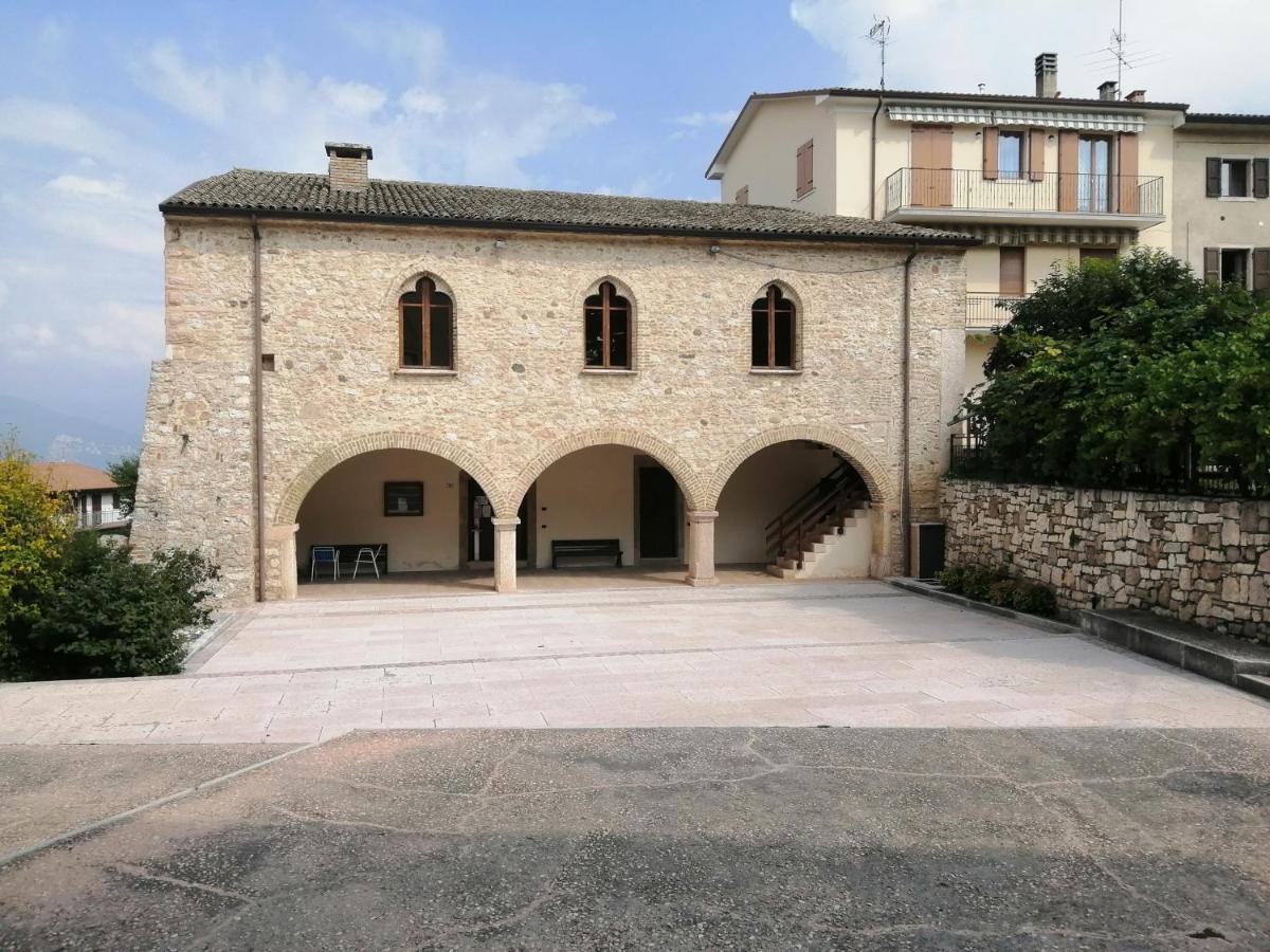 Beb Da Paolo Con Vista Lago San Zeno di Montagna Eksteriør bilde