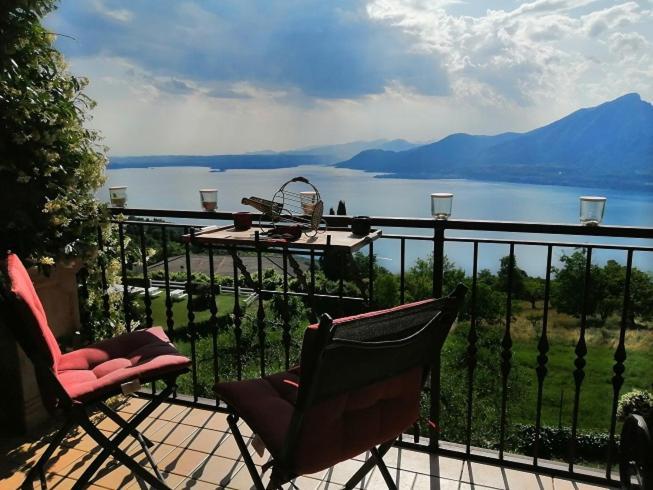 Beb Da Paolo Con Vista Lago San Zeno di Montagna Eksteriør bilde